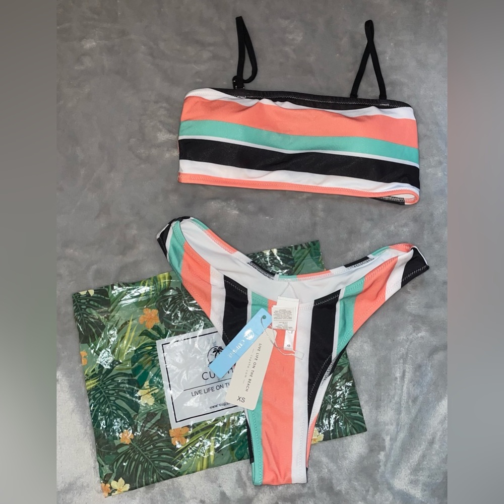 Cupshe bikini / 2 piece/ swimsuit